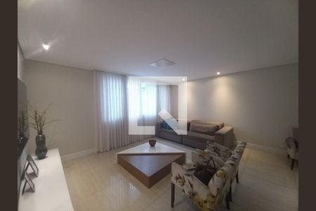 Casa à venda com 280m², 4 quartos e 3 vagas