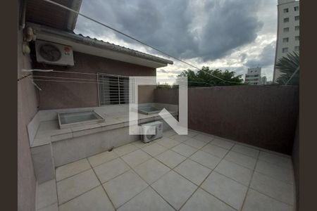 Casa à venda com 280m², 4 quartos e 3 vagas