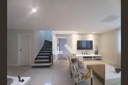 Casa à venda com 280m², 4 quartos e 3 vagas