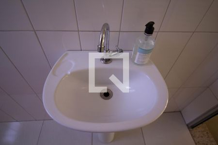 Casa à venda com 500m², 3 quartos e 4 vagas Casa à venda com 500m², 3 quartos e 4 vagasPia