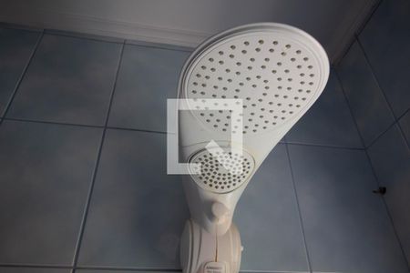 Casa à venda com 500m², 3 quartos e 4 vagas Casa à venda com 500m², 3 quartos e 4 vagasChuveiro