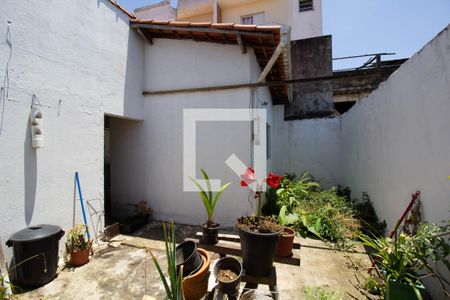 Casa à venda com 500m², 3 quartos e 4 vagas Casa à venda com 500m², 3 quartos e 4 vagasQuintal