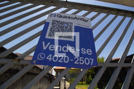 Casa à venda com 500m², 3 quartos e 4 vagas Casa à venda com 500m², 3 quartos e 4 vagasPlaca na Fachada