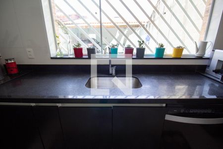 Casa à venda com 500m², 3 quartos e 4 vagas Casa à venda com 500m², 3 quartos e 4 vagaspia