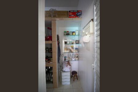 Casa à venda com 500m², 3 quartos e 4 vagas Casa à venda com 500m², 3 quartos e 4 vagasCozinha