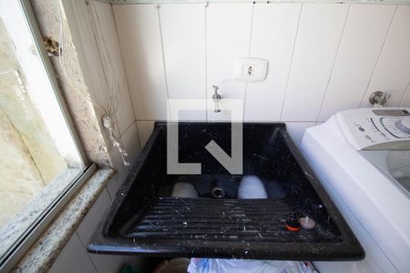 Casa à venda com 500m², 3 quartos e 4 vagas Casa à venda com 500m², 3 quartos e 4 vagasTanque