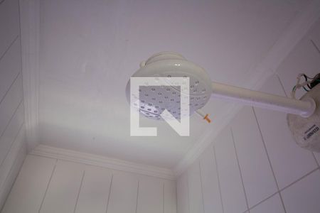 Casa à venda com 500m², 3 quartos e 4 vagas Casa à venda com 500m², 3 quartos e 4 vagasChuveiro