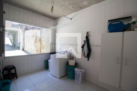 Casa à venda com 500m², 3 quartos e 4 vagas Casa à venda com 500m², 3 quartos e 4 vagasÁrea de Serviço