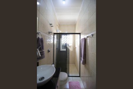 Casa à venda com 500m², 3 quartos e 4 vagas Casa à venda com 500m², 3 quartos e 4 vagasBanheiro