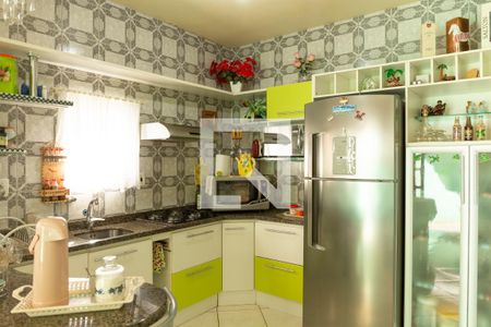 Casa à venda com 0m², 3 quartos e 5 vagas Casa à venda com 0m², 3 quartos e 5 vagasCozinha