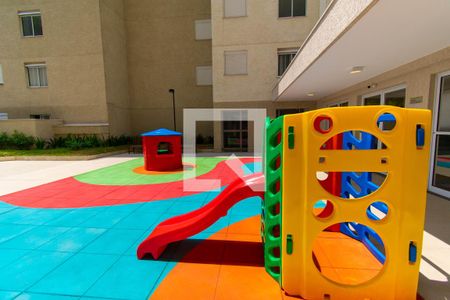 Apartamento para alugar com 36m², 2 quartos e 1 vaga Apartamento para alugar com 36m², 2 quartos e 1 vagaÁrea comum - Playground