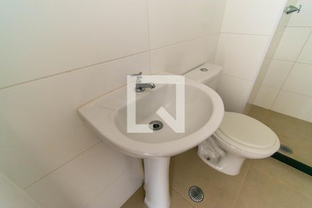 Apartamento para alugar com 36m², 2 quartos e 1 vaga Apartamento para alugar com 36m², 2 quartos e 1 vagaBanheiro