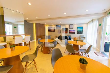 Apartamento para alugar com 36m², 2 quartos e 1 vaga Apartamento para alugar com 36m², 2 quartos e 1 vagaÁrea comum - Salão de Festas