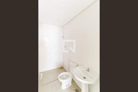 Casa de condomínio à venda com 770m², 4 quartos e 5 vagas Casa de condomínio à venda com 770m², 4 quartos e 5 vagasÁrea de Serviço