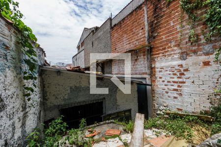 Casa à venda com 125m², 1 quarto e 2 vagas Casa à venda com 125m², 1 quarto e 2 vagasQuintal