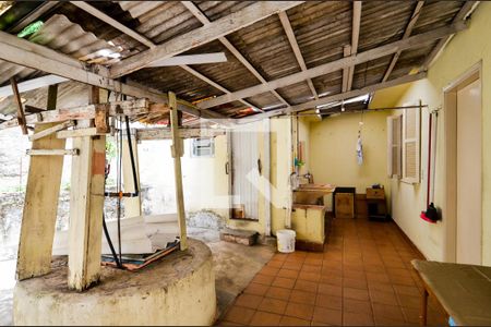 Casa à venda com 129m², 2 quartos e 1 vagaQuintal 