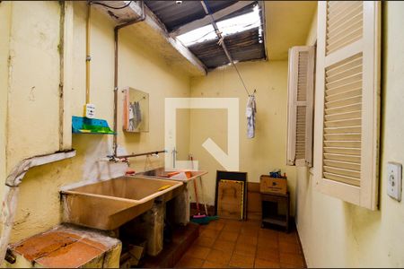 Casa à venda com 129m², 2 quartos e 1 vagaÁrea de Serviço