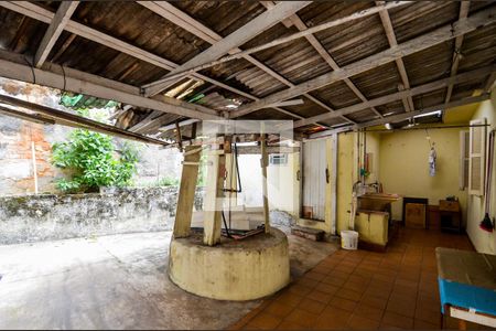 Casa à venda com 129m², 2 quartos e 1 vagaQuintal 