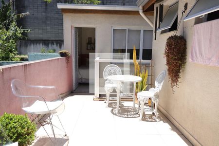 Casa à venda com 117m², 3 quartos e 1 vagavaranda