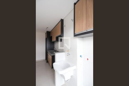 Apartamento à venda com 43m², 1 quarto e sem vaga Apartamento à venda com 43m², 1 quarto e sem vagaCozinha e Área de Serviço