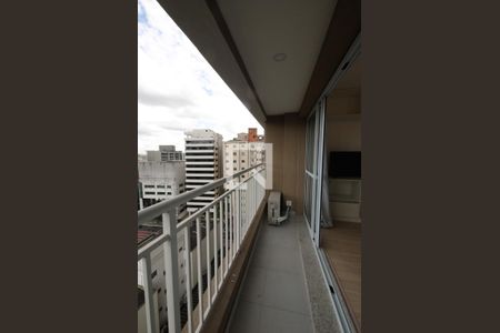 Varanda de kitnet/studio para alugar com 1 quarto, 29m² em Liberdade, São Paulo