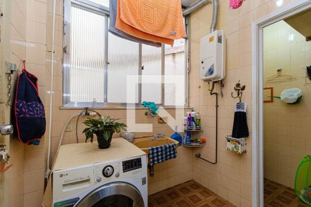 Apartamento à venda com 85m², 2 quartos e 1 vaga Apartamento à venda com 85m², 2 quartos e 1 vagaÁrea de Serviço