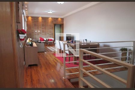 Casa à venda com 180m², 2 quartos e 4 vagas