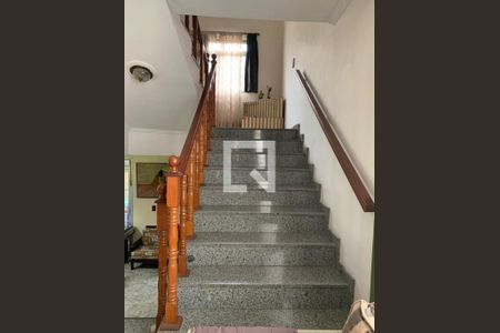 Casa à venda com 220m², 3 quartos e 3 vagas