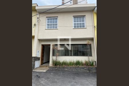 Casa à venda com 160m², 3 quartos e 3 vagas