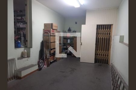 Casa à venda com 300m², 6 quartos e 3 vagas