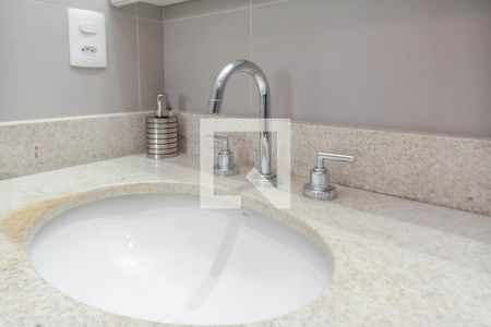 Apartamento à venda com 65m², 2 quartos e 1 vaga Apartamento à venda com 65m², 2 quartos e 1 vagaBanheiro do Quarto 2