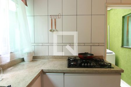 Casa à venda com 84m², 3 quartos e 2 vagasCozinha