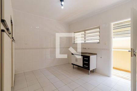 Casa à venda com 160m², 3 quartos e 2 vagasCozinha