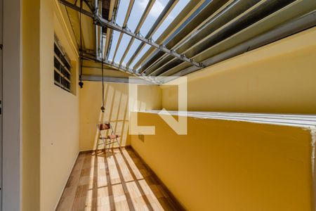 Casa à venda com 160m², 3 quartos e 2 vagasÁrea de Serviço