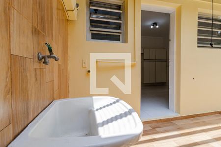 Casa à venda com 160m², 3 quartos e 2 vagasÁrea de Serviço