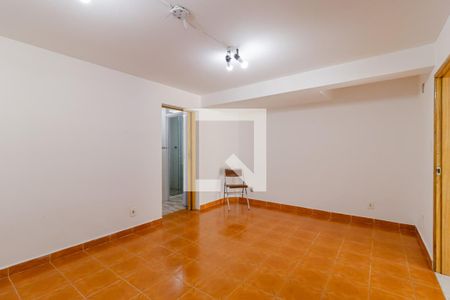 Casa à venda com 160m², 3 quartos e 2 vagasQuarto de Serviço