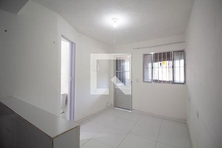 Sala de casa para alugar com 1 quarto, 32m² em Jardim Helena, São Paulo