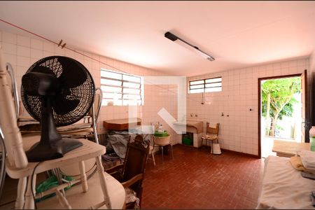 Casa à venda com 170m², 4 quartos e 2 vagasÁrea de Serviço