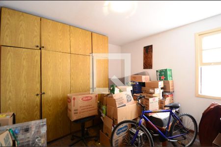 Casa à venda com 170m², 4 quartos e 2 vagasQuarto de Serviço