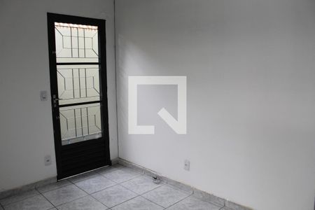 Sala de casa para alugar com 1 quarto, 68m² em Vila Carbone, São Paulo