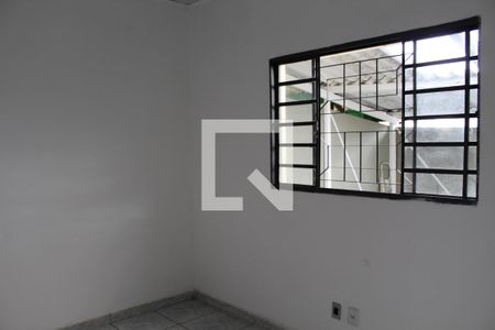 Sala de casa para alugar com 1 quarto, 68m² em Vila Carbone, São Paulo
