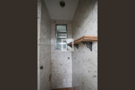 Apartamento à venda com 64m², 3 quartos e sem vaga Apartamento à venda com 64m², 3 quartos e sem vagaDispensa