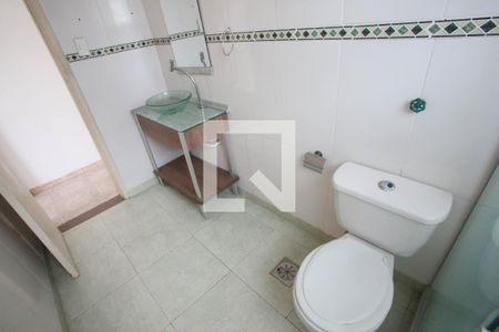 Apartamento à venda com 64m², 3 quartos e sem vaga Apartamento à venda com 64m², 3 quartos e sem vagaBanheiro