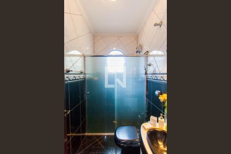 Casa à venda com 195m², 3 quartos e 2 vagas Casa à venda com 195m², 3 quartos e 2 vagasBanheiro 3