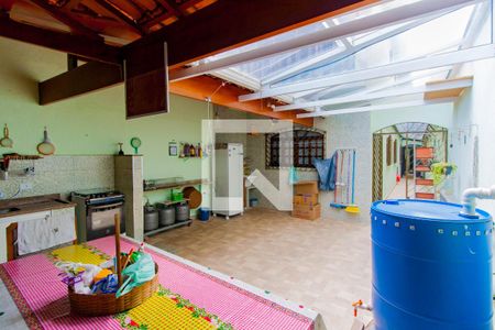 Casa à venda com 195m², 3 quartos e 2 vagas Casa à venda com 195m², 3 quartos e 2 vagasÁrea Externa