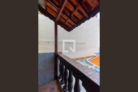 Casa à venda com 195m², 3 quartos e 2 vagas Casa à venda com 195m², 3 quartos e 2 vagasVaranda do Quarto 2