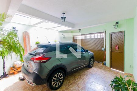 Casa à venda com 195m², 3 quartos e 2 vagas Casa à venda com 195m², 3 quartos e 2 vagasGaragem