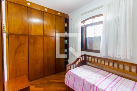 Casa à venda com 195m², 3 quartos e 2 vagas Casa à venda com 195m², 3 quartos e 2 vagasQuarto 3