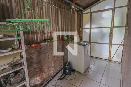 Casa à venda com 105m², 4 quartos e 1 vagaÁrea de Serviço