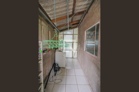 Casa à venda com 105m², 4 quartos e 1 vagaÁrea de Serviço